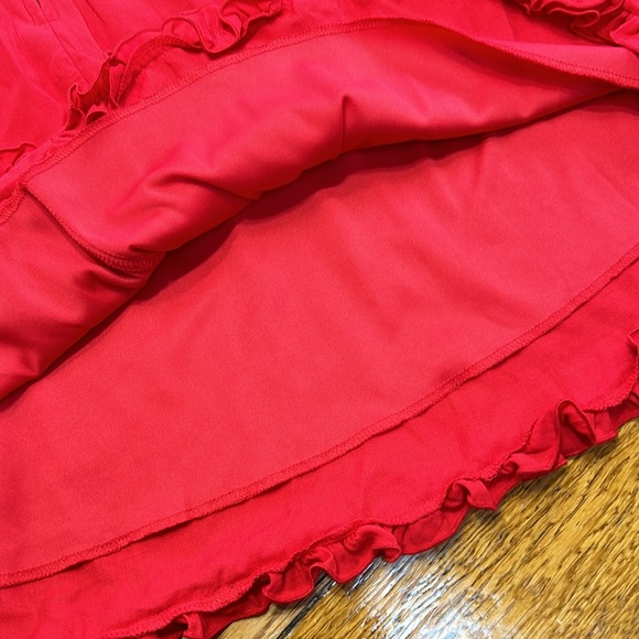 Mi Ami by Francesca’s red ruffle mini dress.  New with tags. Size Medium. - Picture 11 of 13